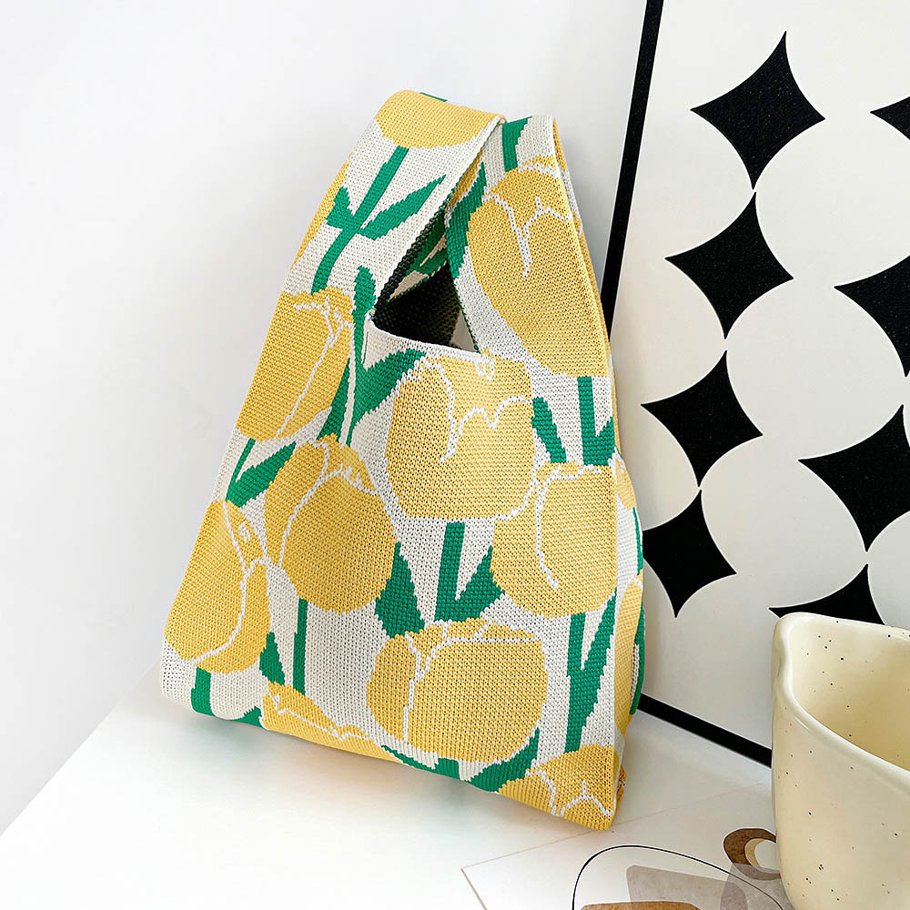 Nuevo bolso de punto para teléfono para mujer, bolso tejido suave en colores dopamina, bolso de mano con forma de corazón en estilo coreano con bloques de color.