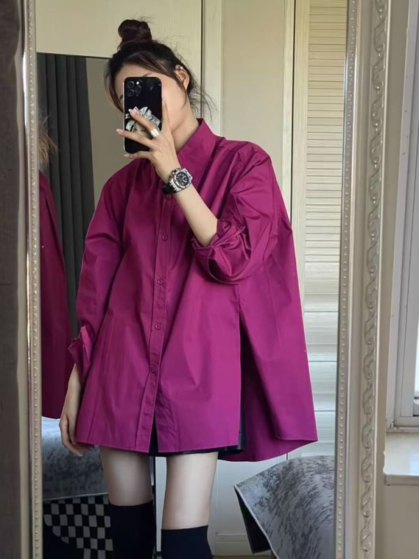 高級感の軽い豪華な赤いシャツの上着の女性デザイン感の小さい女性のタイプの独特なシックでゆったりした日焼け止めのコート|undefined