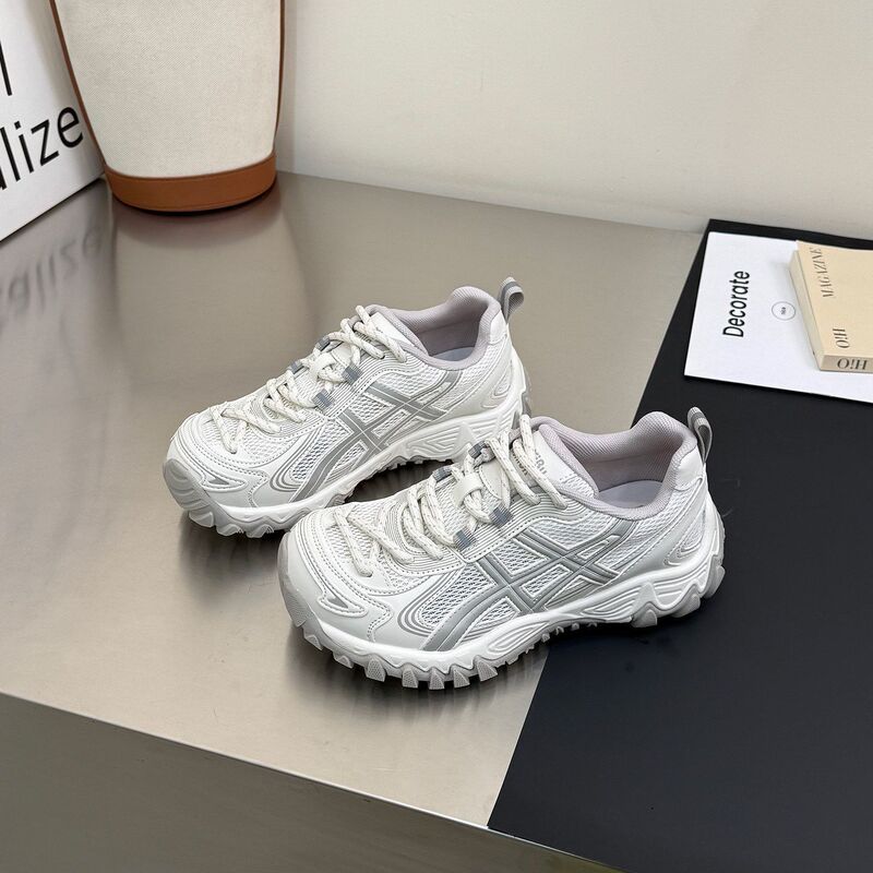 European Style Dad Shoes for Women 2026 Summer New Vintage Color-Blocking Retro Sports Functional Outdoor Running Shoes European Style Dad Shoes for Women 2026 Summer New Vintage Color-Blocking Retro Sports Functional Outdoor Running Shoes