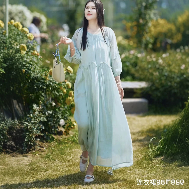 Elegant and Flowy Loose-Fitting High-Waisted Ramie Dress, New Summer Style 2026 Elegant and Flowy Loose-Fitting High-Waisted Ramie Dress, New Summer Style 2026