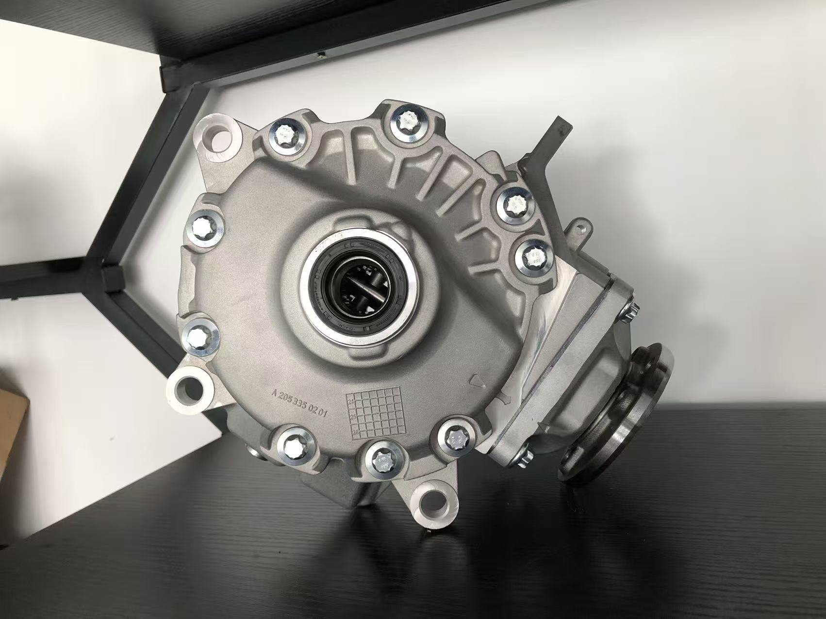 Mercedes-Benz GLC300 X253 C253 4MATIC front differential assembly, 3.27 gear ratio