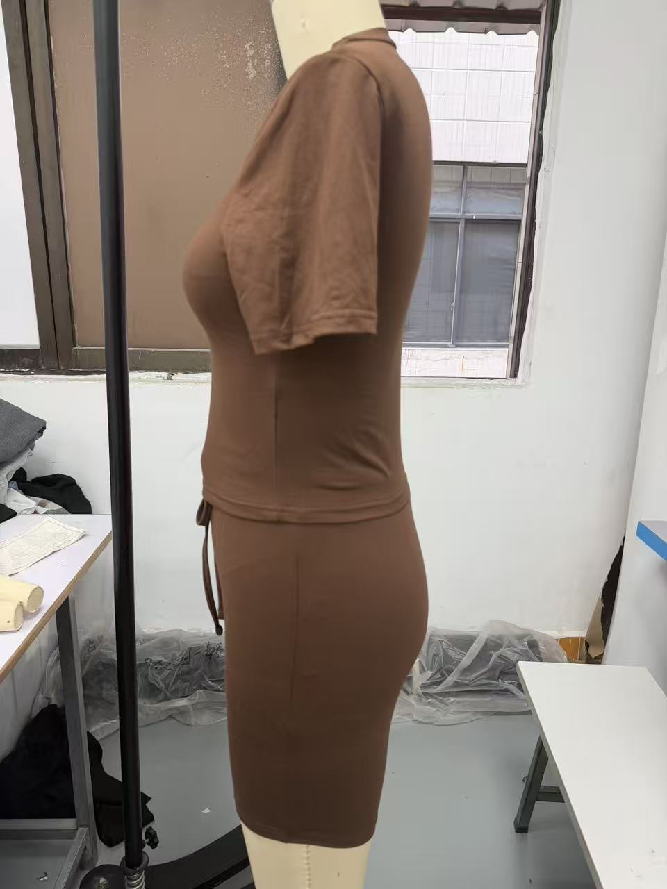Einfarbiges Yoga Shorts Set Mit Bindegürtel Für Damen_voghion.com