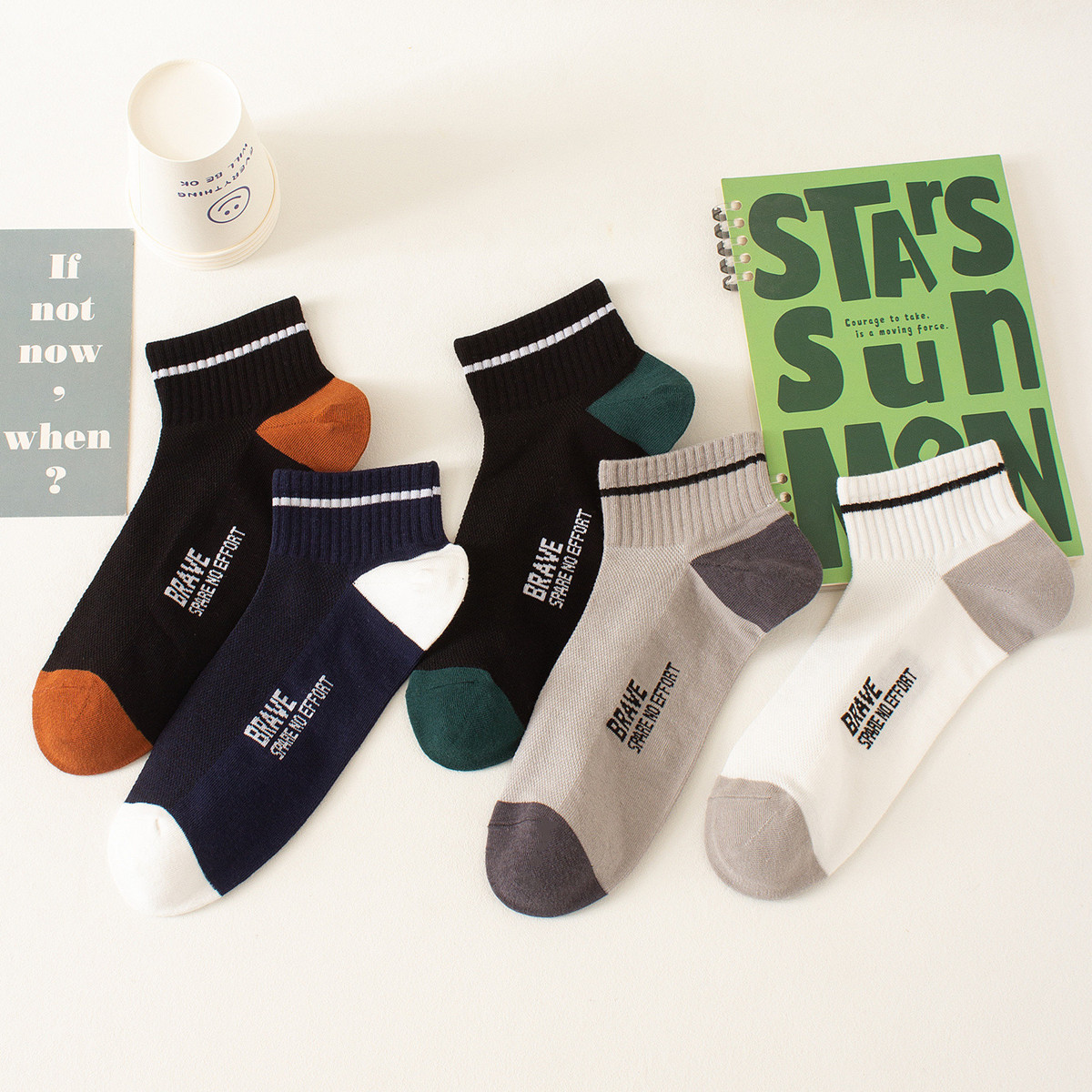 Calcetines de todo fósforo, absorbentes de sudor, transpirables, calcetines de algodón simples para hombres, calcetines deportivos para hombres, calcetines de red en blanco y negro de color sólido deportivo