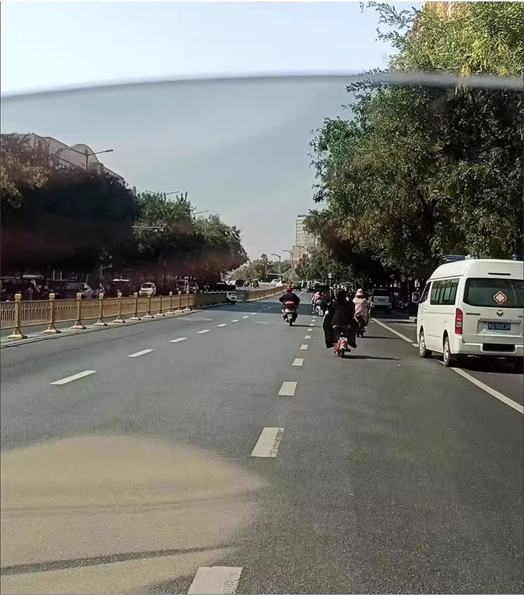 Suitable for Haojue Afr125 Windshield Scooter Front Windshield High-Definition Transparent Suzuki Uy125 Front Windshield
