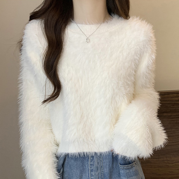 白色短款水貂绒毛衣女秋冬新款内搭打底马海毛正肩小个子高腰上衣