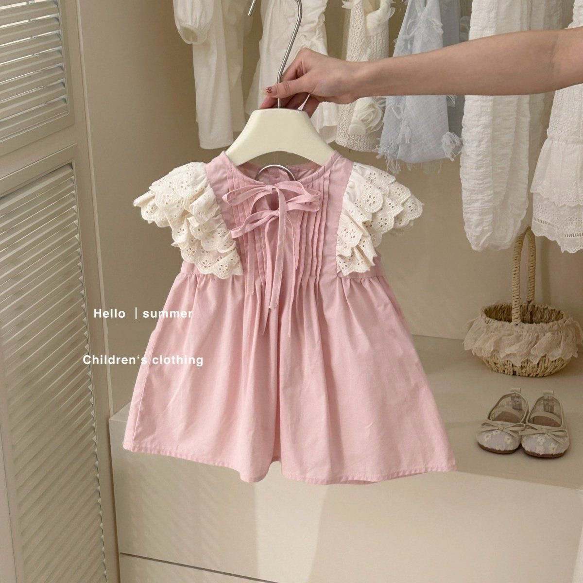 2025 Summer Children's Retro Hollow Flying Sleeve Princess Dress Sweet Pink Dress Girls Skirt Durable