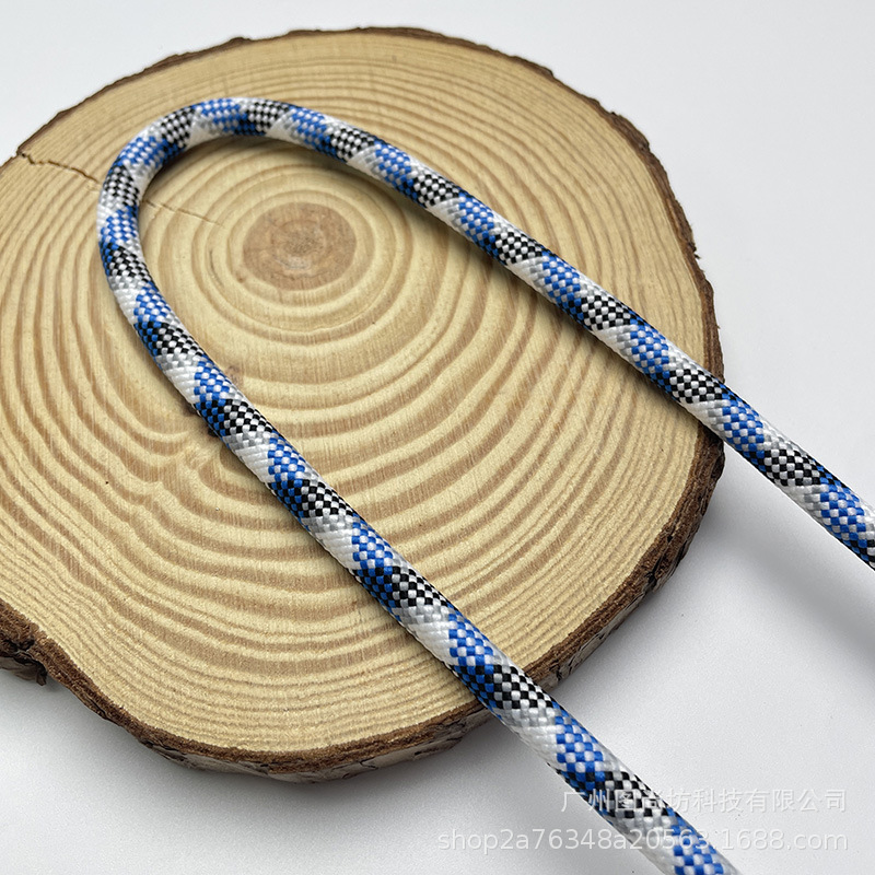 64 # 파란색 흰색 검정색