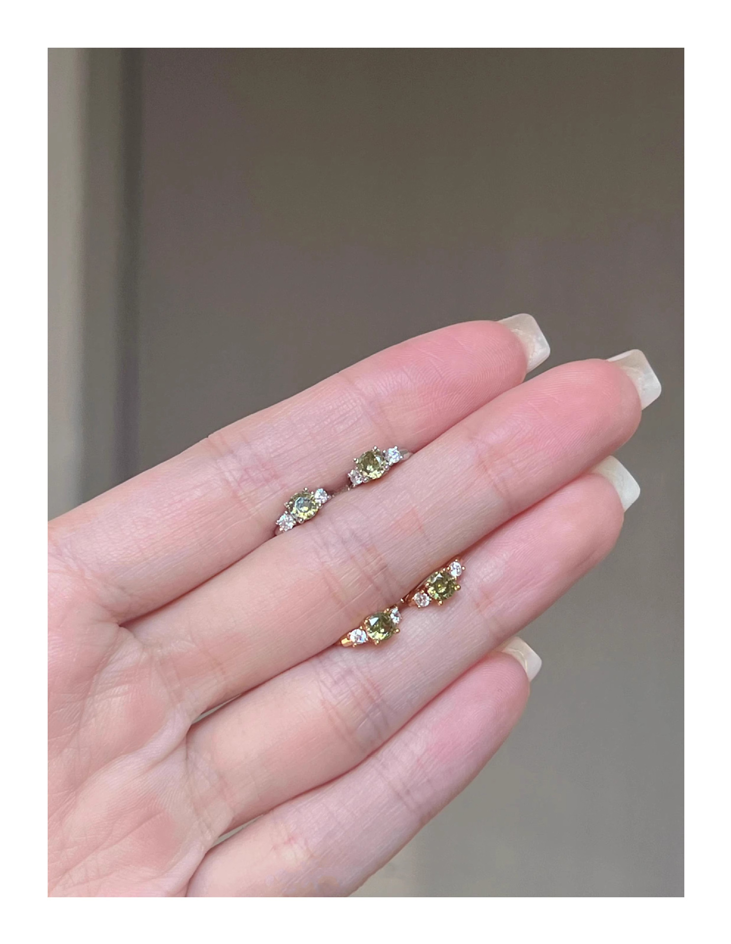 Boucles d'oreilles puce en zircon vert olive style chinois chic_voghion.com