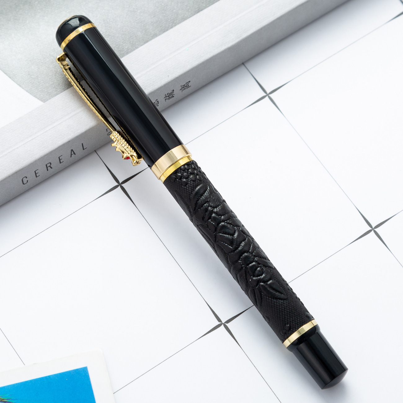 Creativo en relieve bolígrafo de firma en 2022 nuevo bolígrafo para hombres y mujeres de negocios regalos pueden grabar un nuevo LOGO