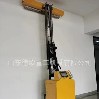 全自动墙面抹灰机 智能升降砂浆抹墙机 室内墙壁水泥刮平整平设备