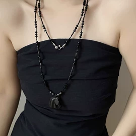 项链;耳环;耳钉