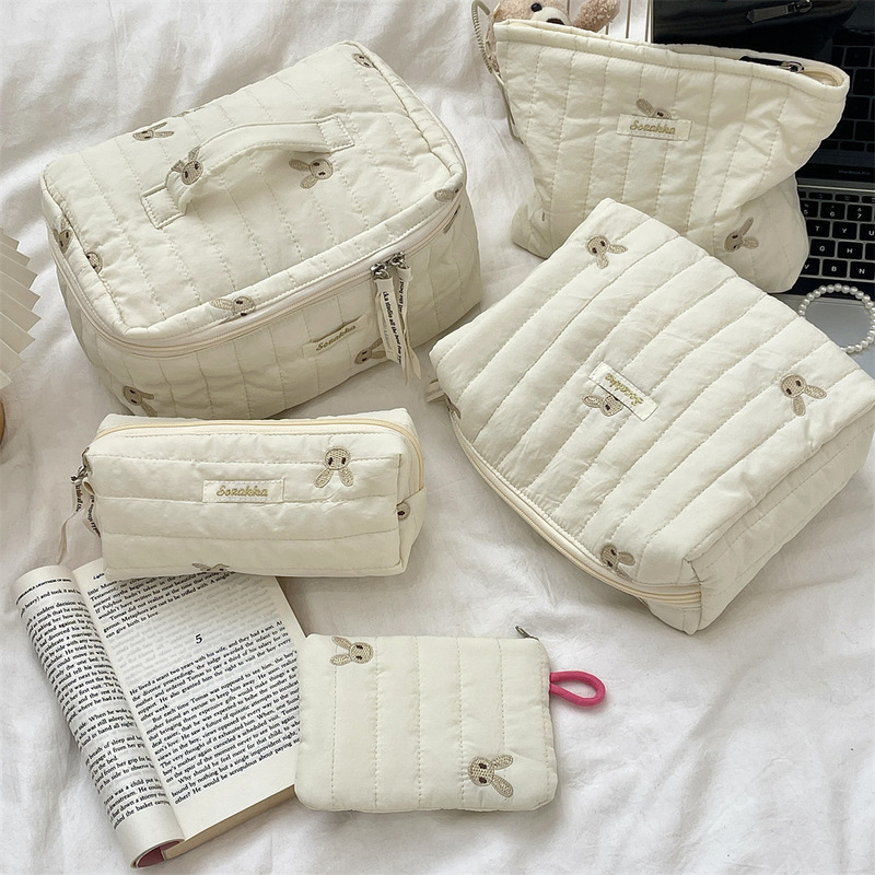 412222 Soft Cute Embroidered Cute Rabbit Quilted Soft Storage Bag Large Capacity Cosmetic Bag Student Stationery Bag 412222 Soft Cute Embroidered Cute Rabbit Quilted Soft Storage Bag Large Capacity Cosmetic Bag Student Stationery Bag
