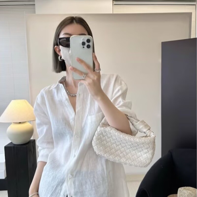 女性用フレンチホワイトリネン長袖シャツ、夏用薄手ゆったりコットンリネンシャツ、微透けトップ付き|undefined