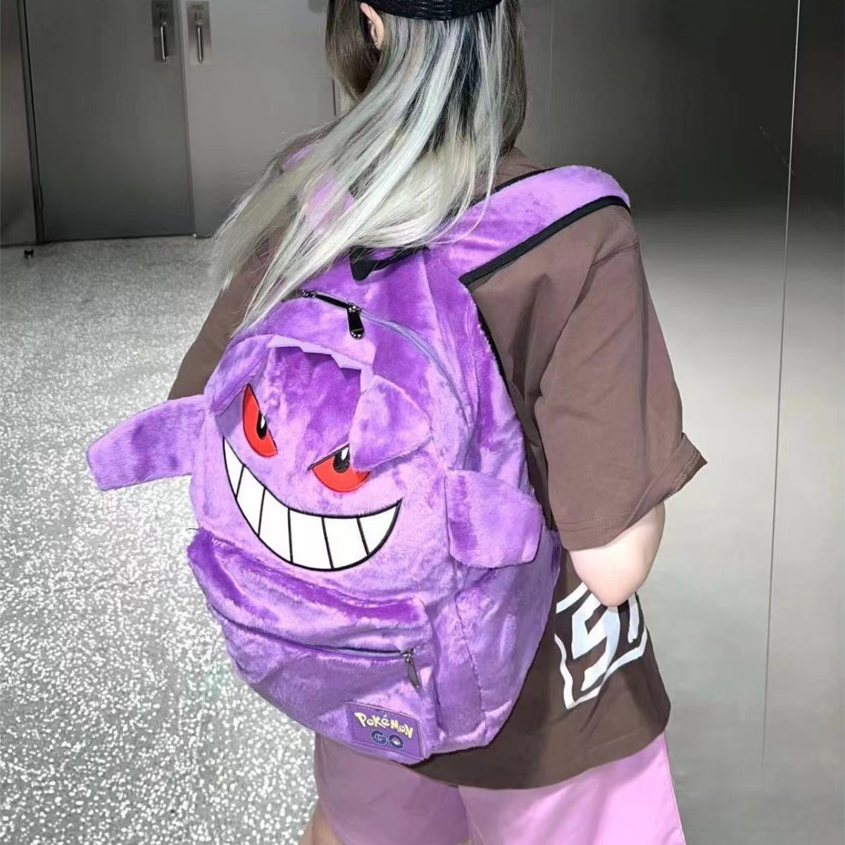 Wlgs hecho en casa Gen fantasma púrpura felpa mochila pareja masculino y femenino estudiante mochila juventud mochila de dibujos animados de gran capacidad