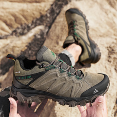 2023春の新型ファッションの厚い底の男性のアウトドア登山靴は低いです。