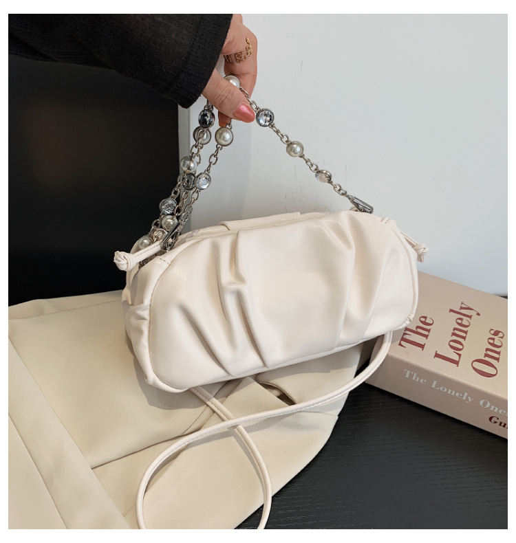 Wholesale Soft Pu Fold Pearl Chain Single Shoulder Handbag Nihaojewelry display picture 29