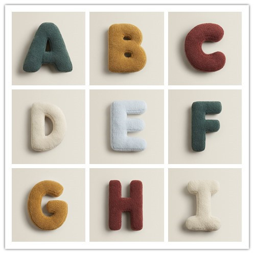 ins北欧26个英文字母抱枕儿童ABCD抱枕玩具沙发靠垫LOVE拍摄道具