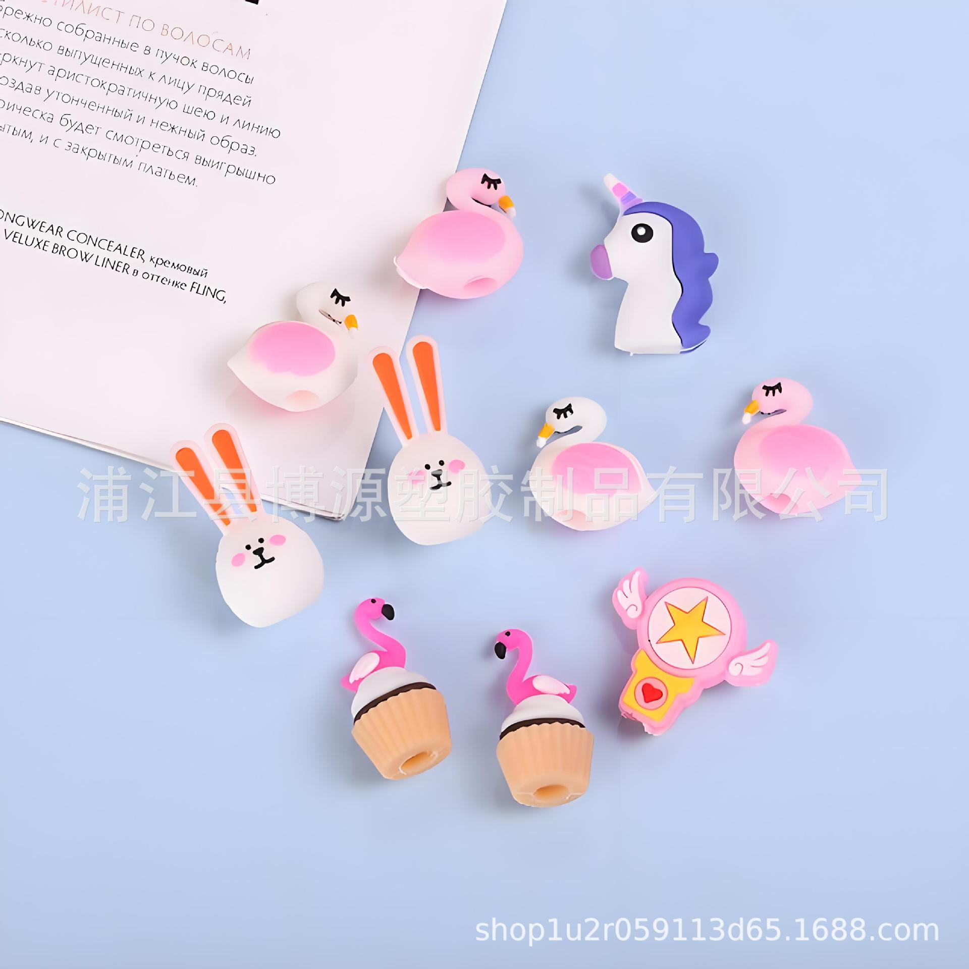 厂家直销创意可爱卡通笔头公仔套PVC软胶小动物笔帽学生文具配件