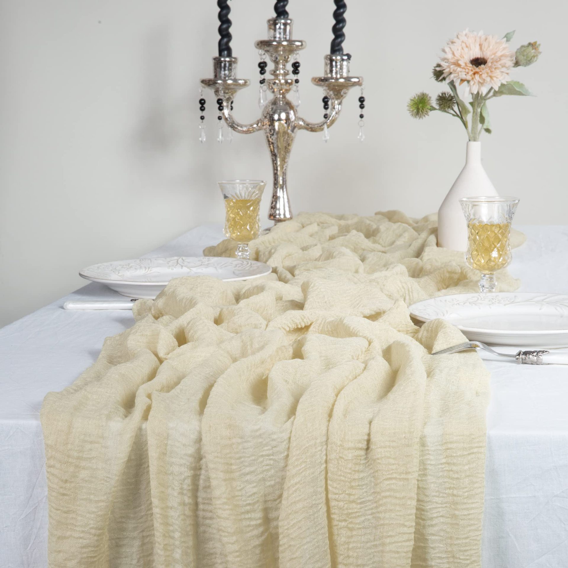 Vacation Solid Color Polyester Table Runner display picture 3
