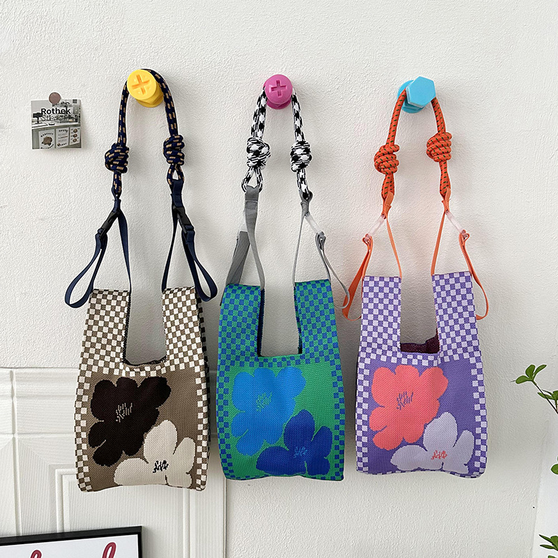 Bolsos para mujeres 2025 nicho de diseño de nylon ecológico versátil simple ajustable bolsa de compras correa de hombro