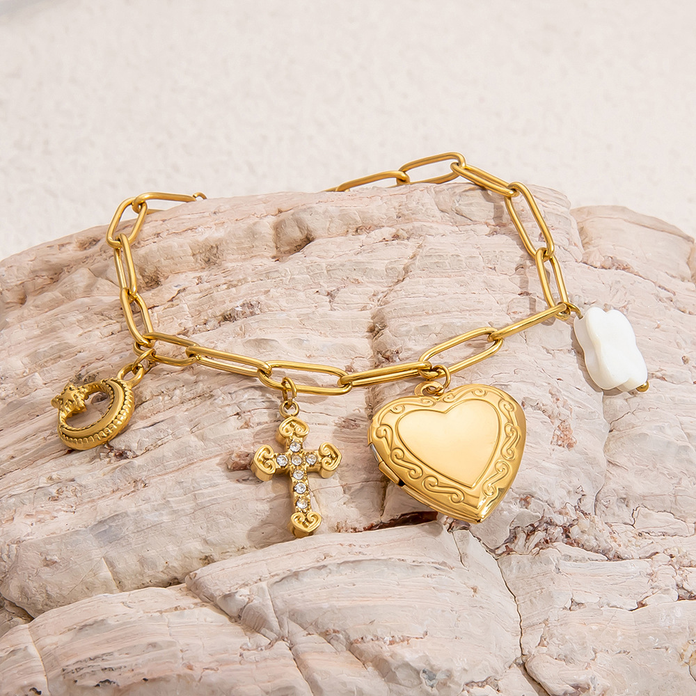 6g Weight 0.03µm-0.05µm Gold Plating Thickness PVD Coated Real Gold Plated Cross Moon Heart Shape 304 Stainless Steel Modern Style Classic Waterproof Non Tarnish Bracelets