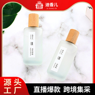 Խ�Ͽ羳���Q������Ȼ�ײ�Ů�W��Ůʿ��ˮ�߼�����ʿ�־õ������l