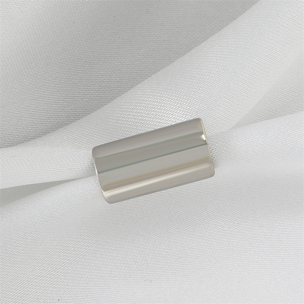 Geometric small design ear clips