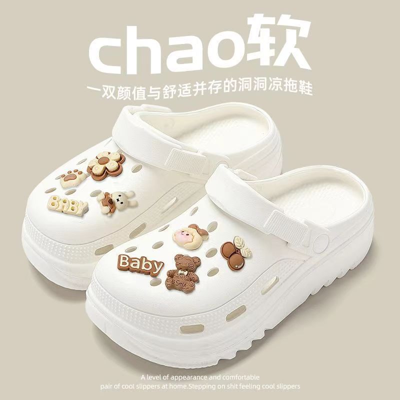 Zapatos agujeros de suela gruesa de estudiantes zapatos agujeros de mujer de verano pisar mierda sensación de suela suave desgaste pareja zapatillas transpirables mujeres