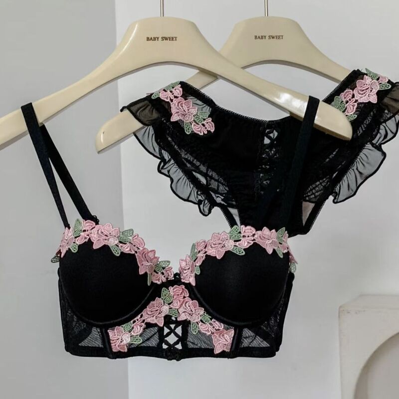 Japanese-Style Sweet and Pure Sexy Lace Bra for Young Women, Small Chest, Push-Up, No Underwire, Anti-Sagging