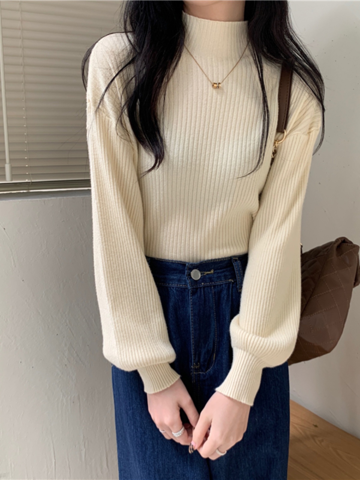 法式半高领针织打底衫女灯笼袖秋冬加厚修身百搭毛衣内搭洋气上衣