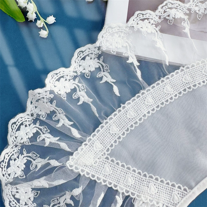 Cute universal false collar, Amazon, with embroidery