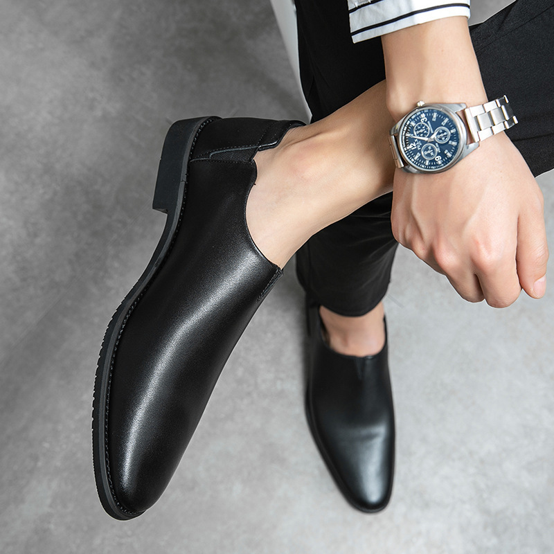 Zapatos de cuero casuales de un solo pedal para hombre 2024 Four Seasons Korean Trend Youth Work Zapatos formales de negocios Zapatos puntiagudos