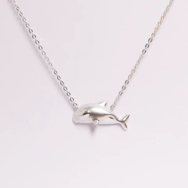 戒指;耳钉;项链