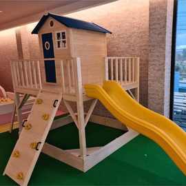 幼儿园户外小木屋儿童滑梯游戏房防腐木移动树屋儿童滑梯木屋
