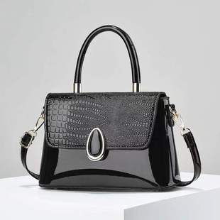 High-grade drop-shaped lock bag for women 2023 New Square patent leather bag handbag chain shoulder messenger bag for women