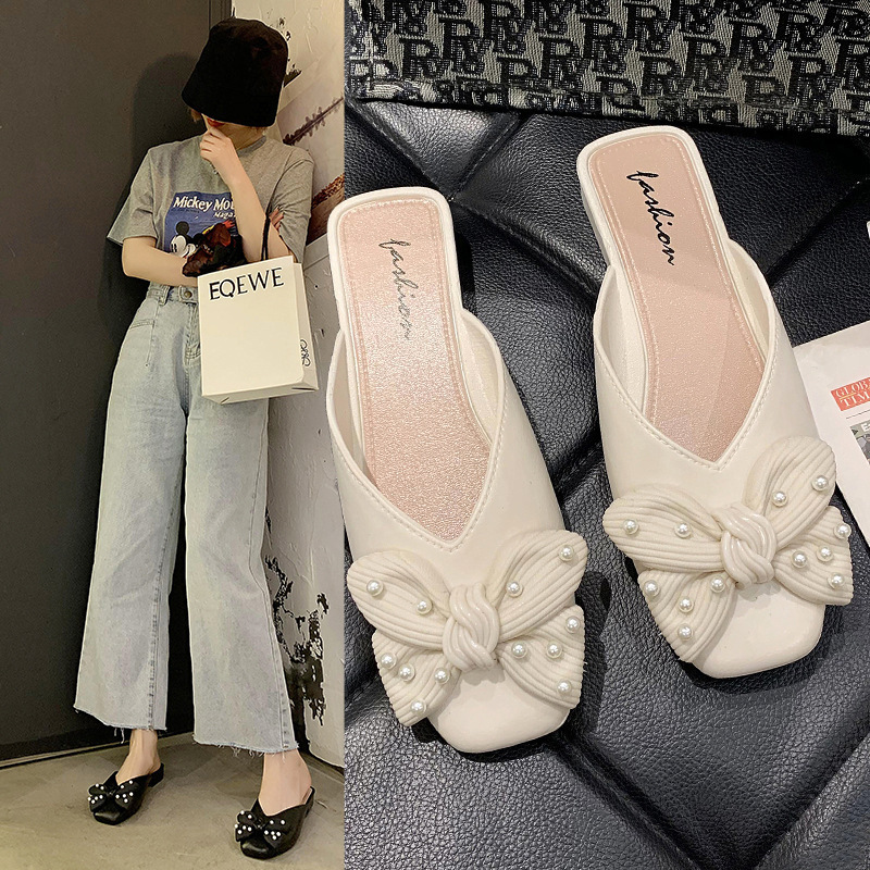 Summer women's slippers with bow