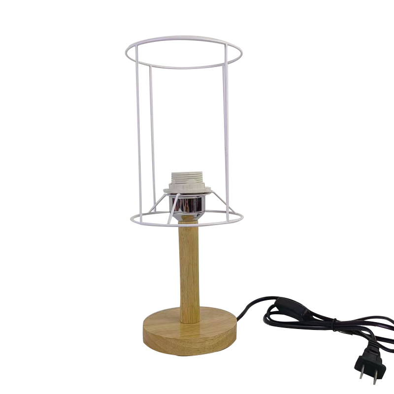 Xianfan transfronteriza ebay múltiple lámpara de mesa opcional accesorios base de hierro de plástico con interruptor de botón de alambre marco de hierro estilo europeo