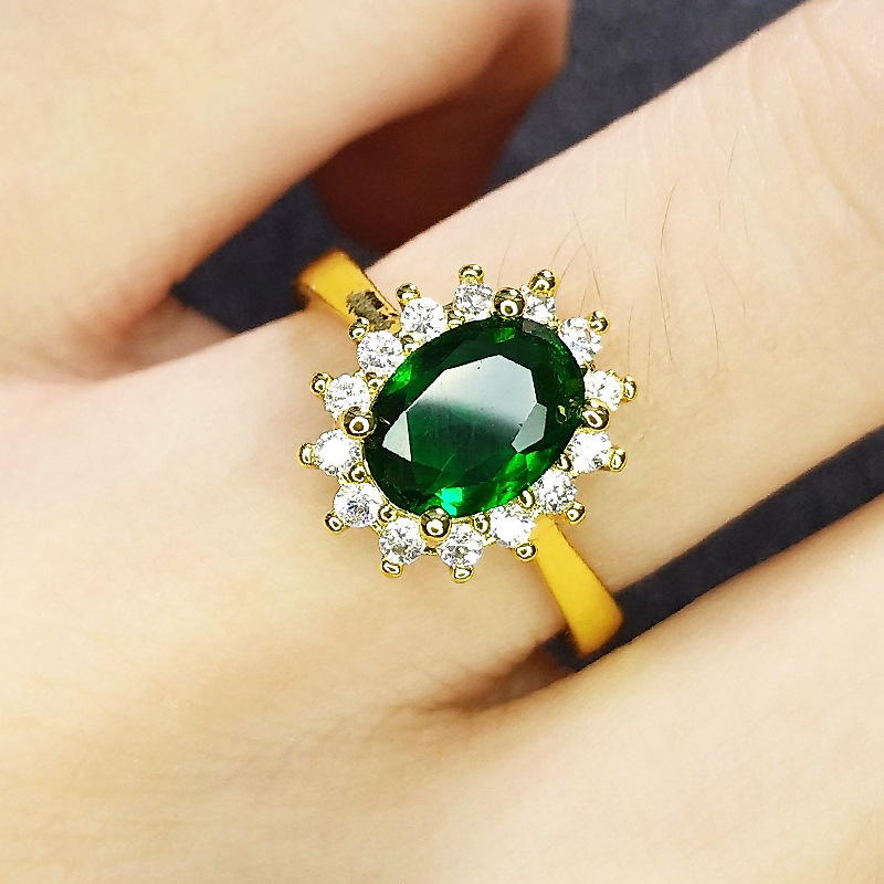 European and American Cross-Border Supply Full Diamond Princess Diana Ring Gold-Plated Emerald Sunflower Ring Green Crystal Engagement Ring