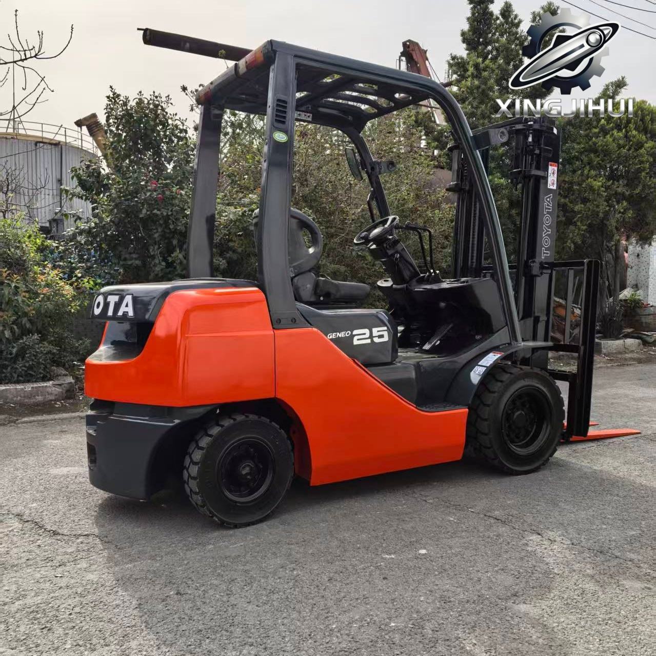 TOYOTA 8FD25 carretillas elevadoras de segunda mano suministro de fábrica de venta directa más de 800 unidades de inventario