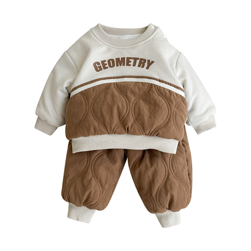 2024 ropa para niños coreanos otoño e invierno engrosamiento traje cálido para niños de 1 a 3 años traje de salida acolchado de dos piezas 2