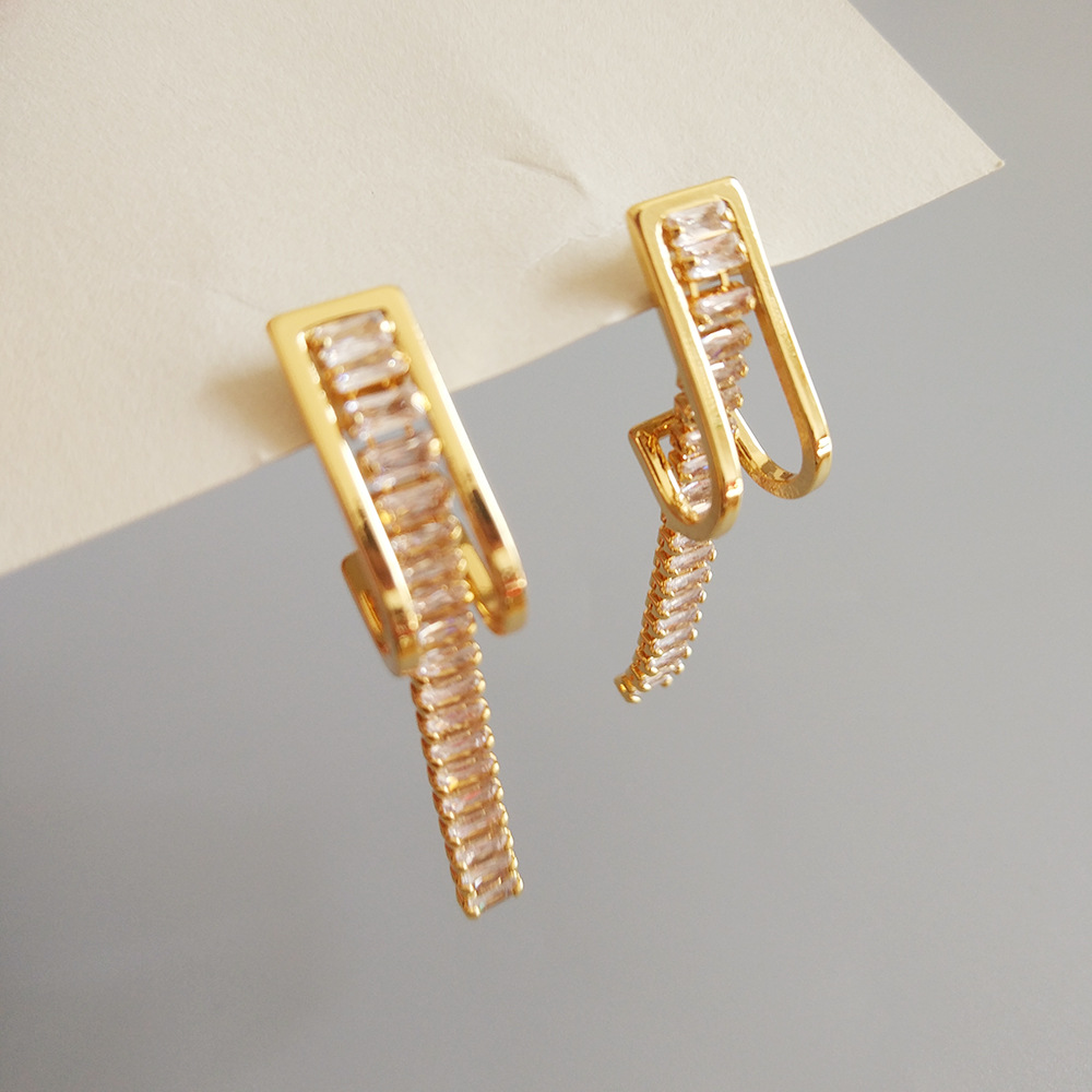 1 Piece Elegant Simple Style Geometric Brass Zircon Drop Earrings display picture 1