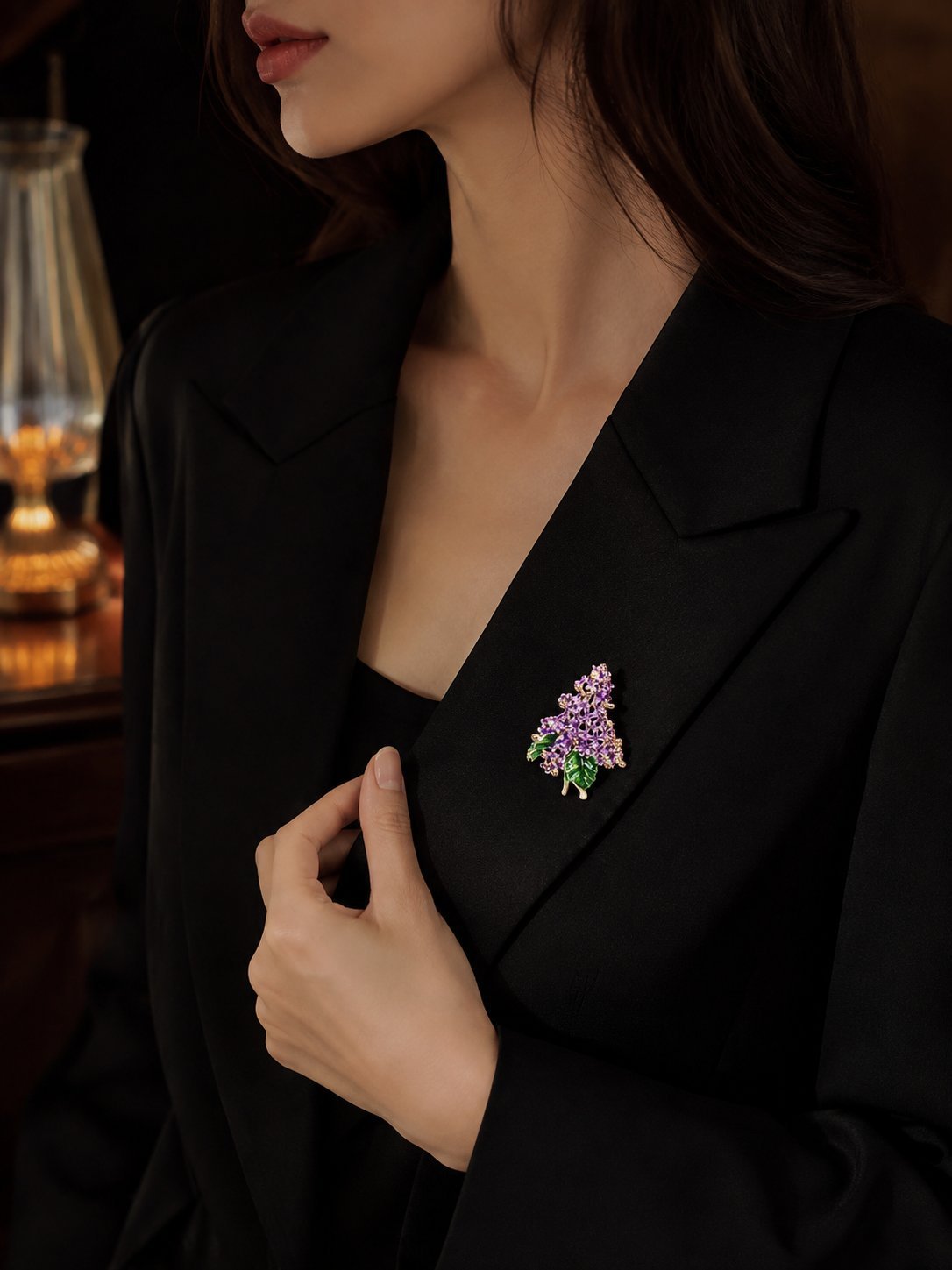 Purple Lilac Flower Brooch, High-End Feminine Enamel Corsage, Niche High-End Anti-Exposure Pin Accessories