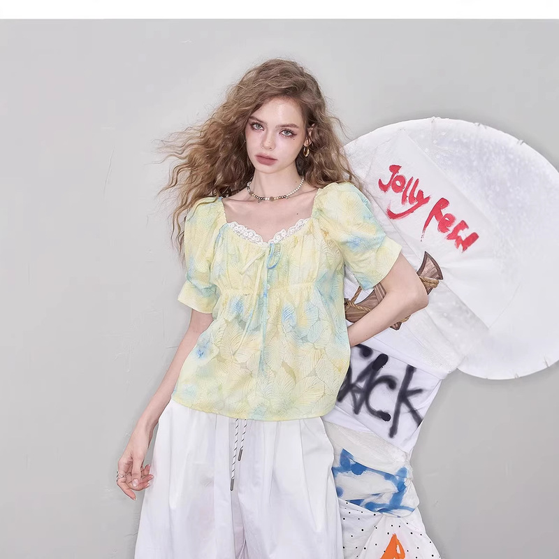 In-Stock Lace Patchwork Puff Sleeve Shirt for Women, New Sweet and Elegant French-Style Top for Summer 2026 In-Stock Lace Patchwork Puff Sleeve Shirt for Women, New Sweet and Elegant French-Style Top for Summer 2026