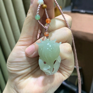 Jin Yutang Hetian Jade Flowers Blossom and Wealth Bingying Hydrous Carved Fragrant Rose Lifetime Collection Xinjiang genuine goods Straight Hair
