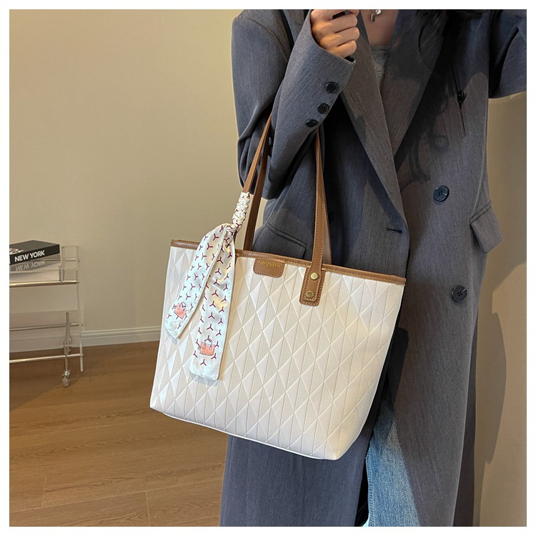 Women's Tote Bag Large Capacity Pu Leather Versatile Handbag_voghion.com