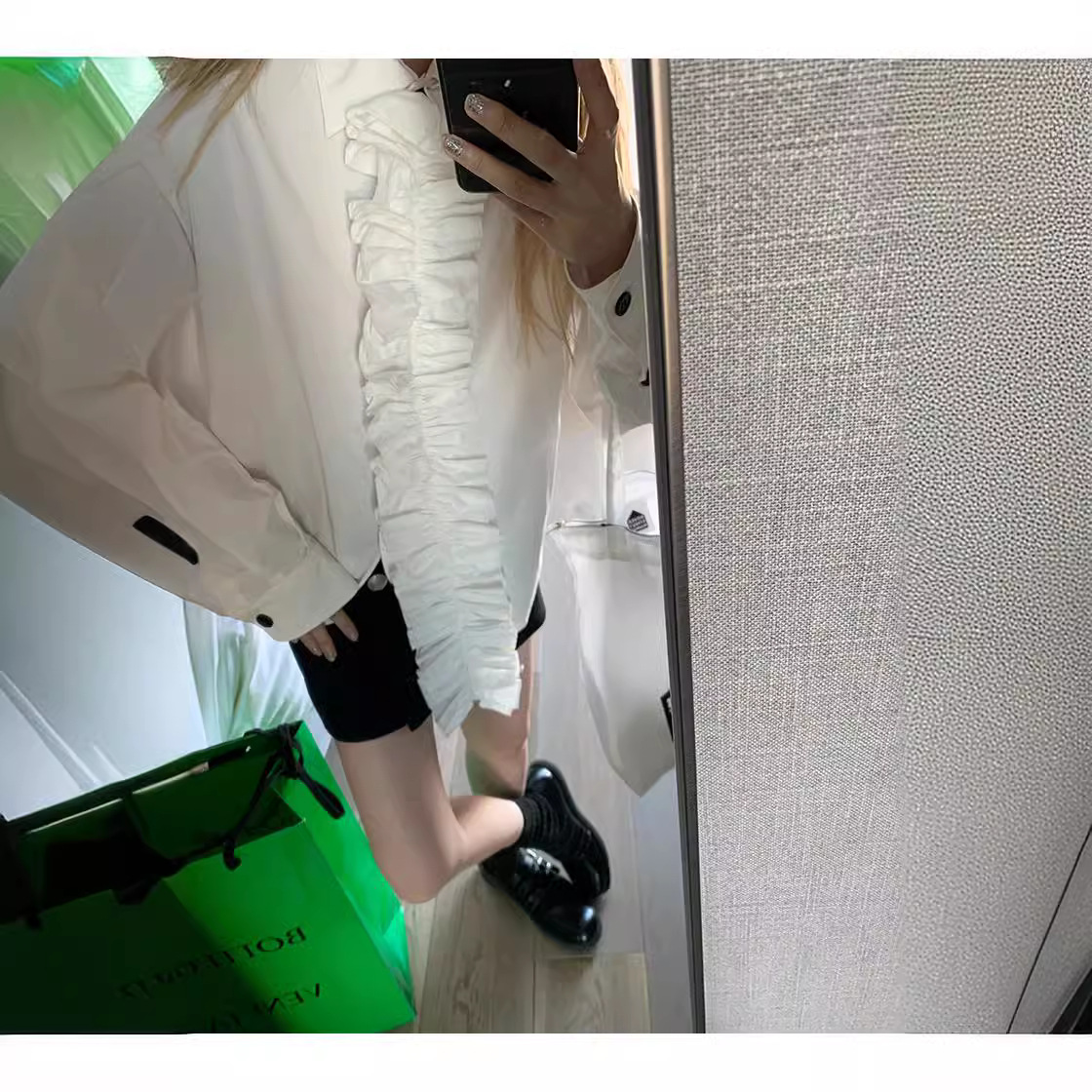 [재고] VCC 임의의 스위치 셔츠 여성 가을과 겨울 신입 안에 로맨틱 레트로 셔츠 탑