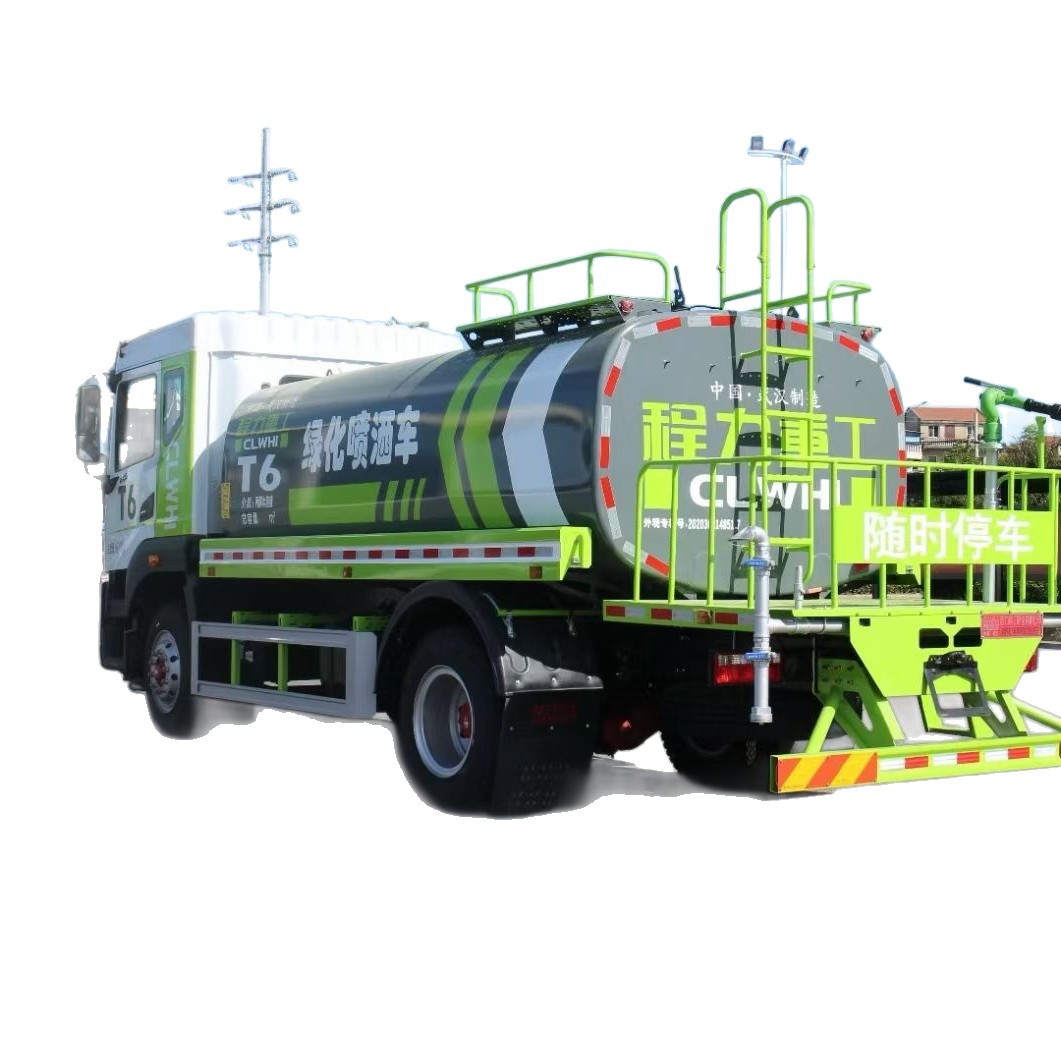 Chengli sprinkler truck manufacturer: Shacman Delong 12-ton and 15-ton models with optional front-mounted fog cannon for foreign trade