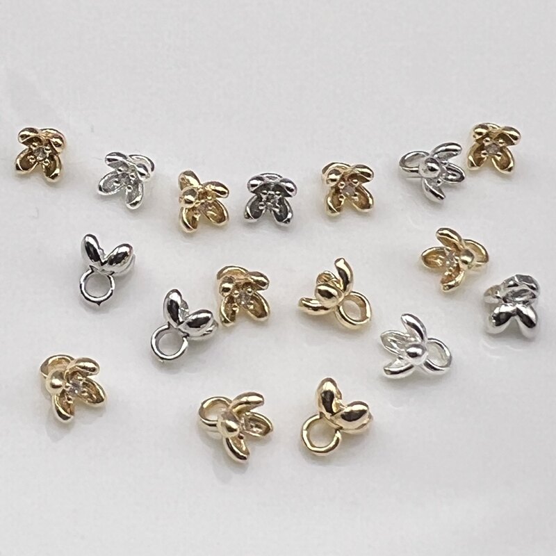 Zircon-Inlaid Nail Art Accessories, Four-Leaf Clover Floral Nail Decorations, DIY Bracelet Finishing Accessories Zircon-Inlaid Nail Art Accessories, Four-Leaf Clover Floral Nail Decorations, DIY Bracelet Finishing Accessories