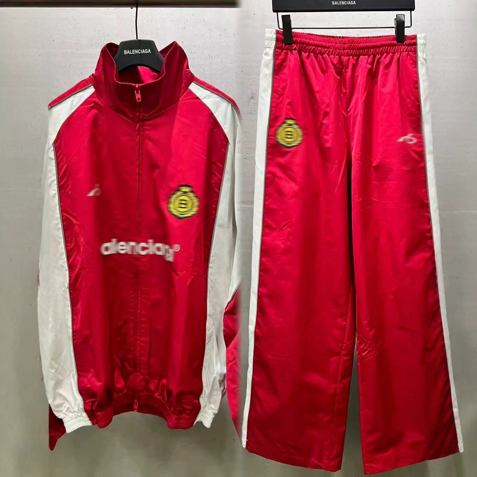 Conjunto de Chaqueta y Pantalón Tipo Béisbol, Escudo Reflectante de París y Corte Holgado Unisex