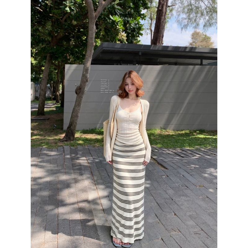 Summer elegant long-sleeve